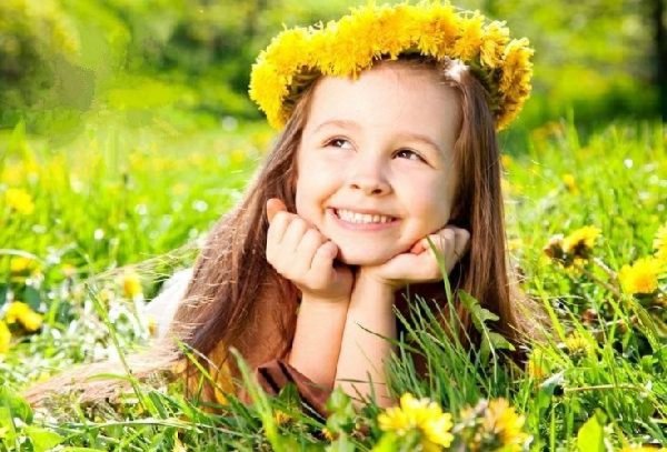 Радостные дети лето