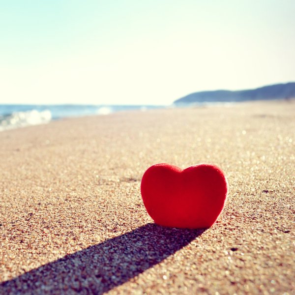 Летний фон с сердечками