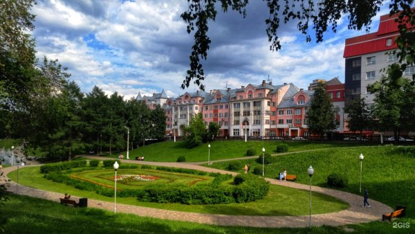 Сквер 60 летия Киров