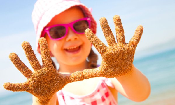 Дети на море