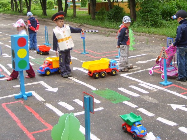 Площадка ПДД В детском саду на улице