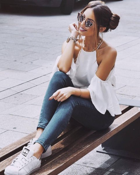 Очень модная девушка