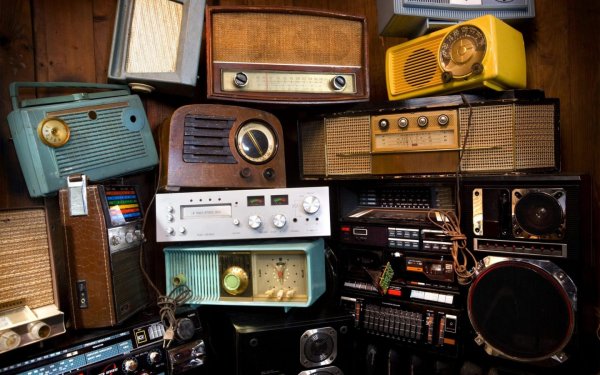 С днем радио открытки