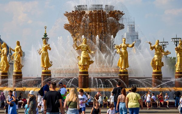 Москва летом