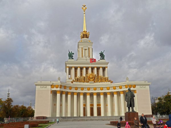 Весна в Москве ВДНХ