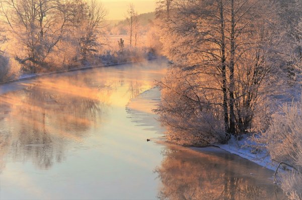 Морозная река