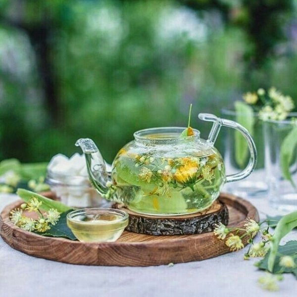 Травяной чай красивые