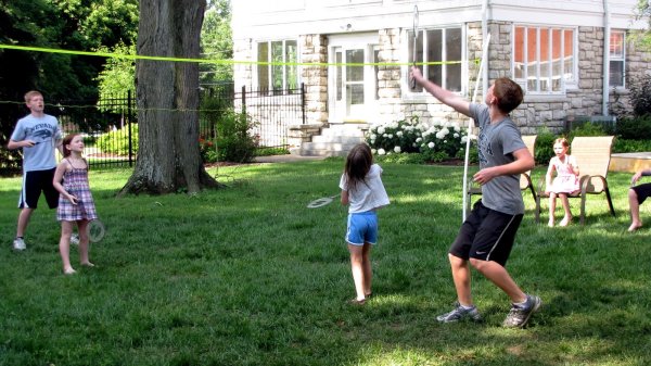 Дворовые игры классики