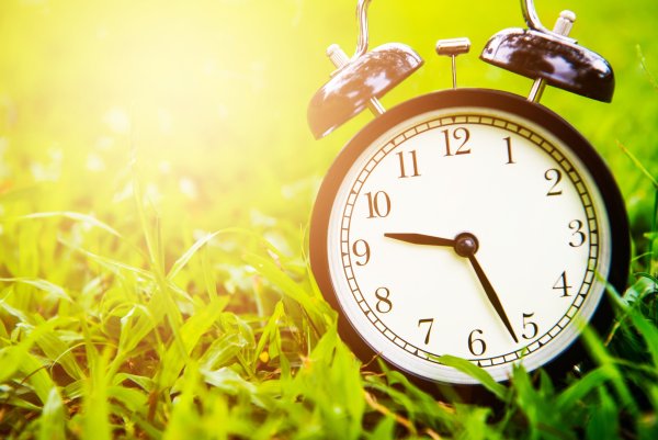 Зеленый будильник