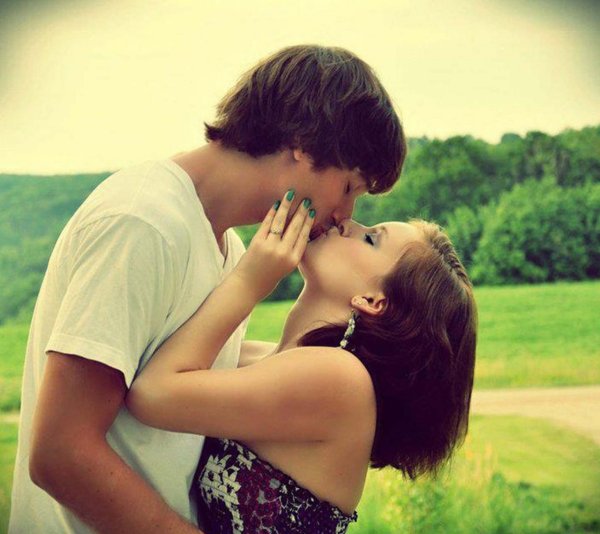 Парень и девушка любовь