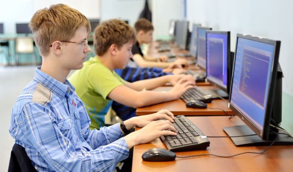 Украсить кабинет информатики