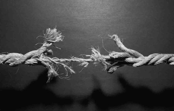 Худая женщина.видна.сисьси