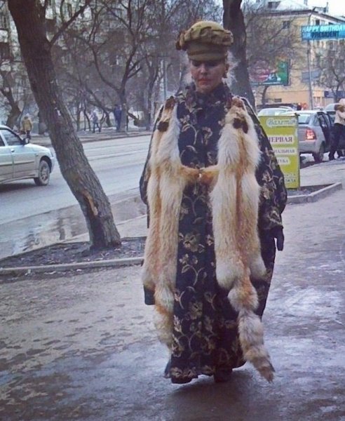 Летом в шубе прикол