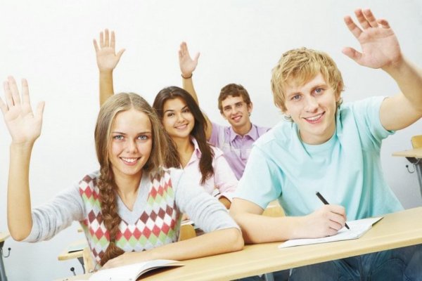 Студент за партой