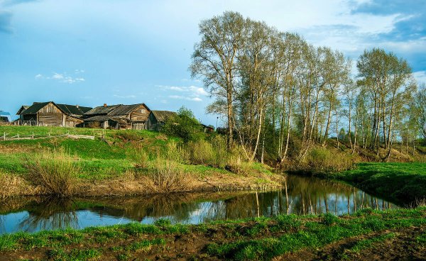 Русская деревня река