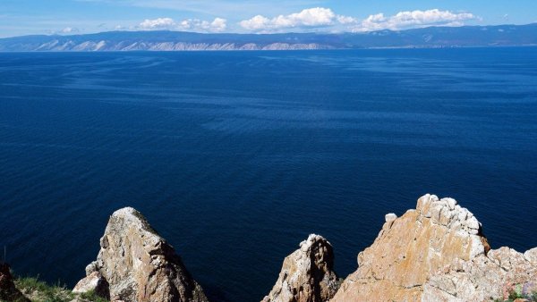 Россия Байкал озеро берег