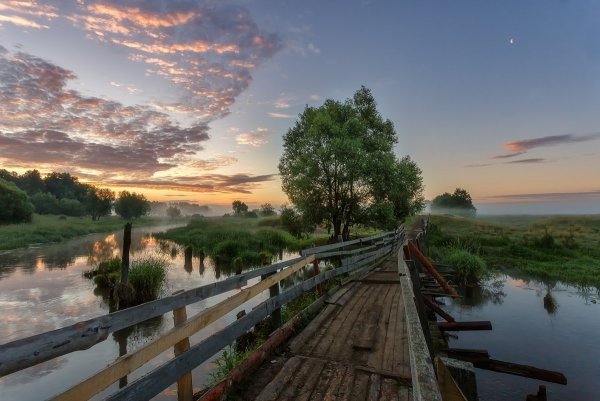 Пейзаж деревня река