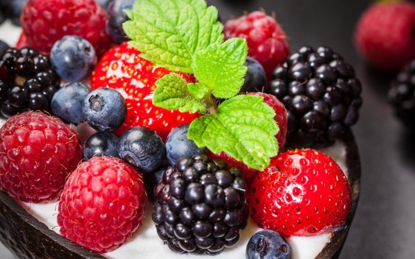 Красивые ягоды