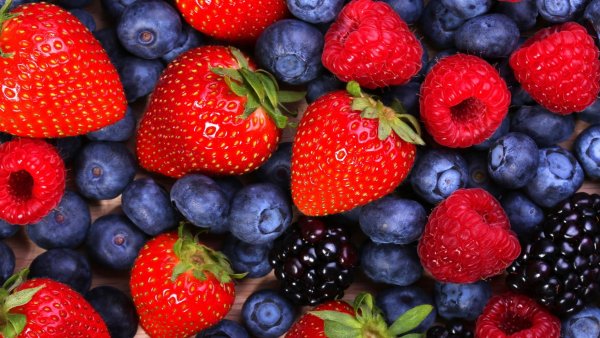 Летние фрукты