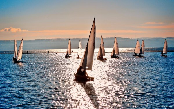 Яхта Исланд