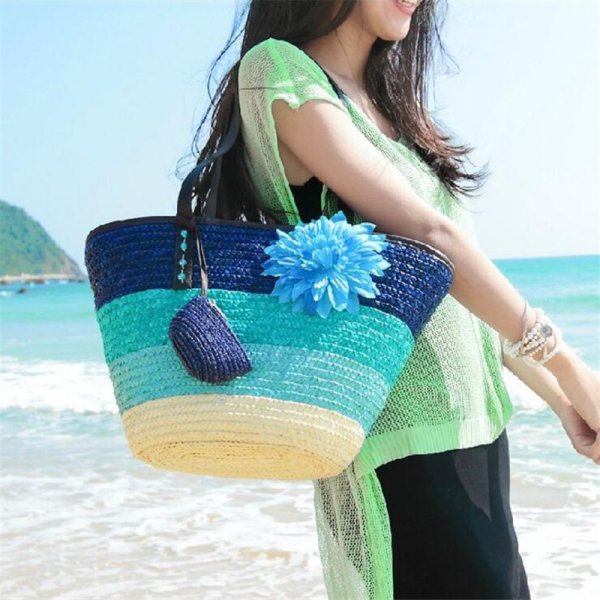 Вязаная пляжная сумка