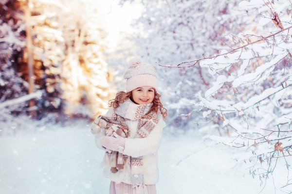 Дети снег радость