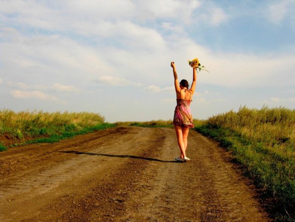 Цветущее поле