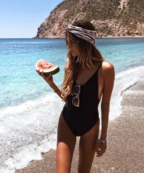 Эмбер Арбуччи бикини