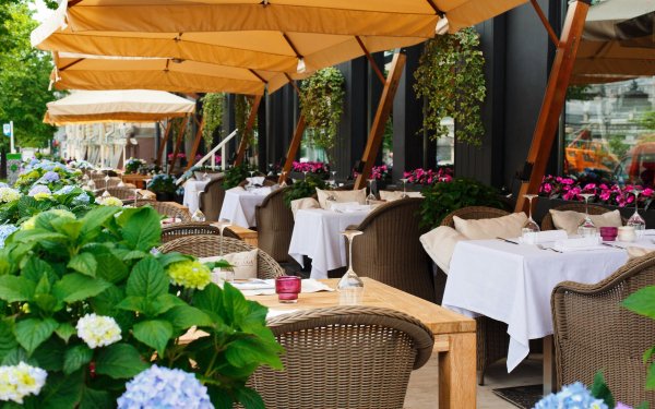 Ресторан Роберто летняя веранда