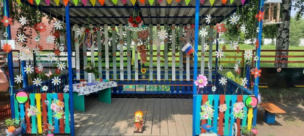 Разрисовать веранду в детском саду