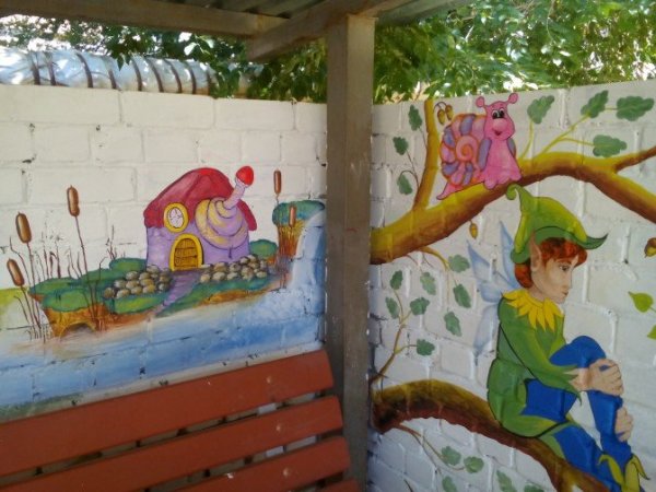 Разрисовать веранду в детском саду