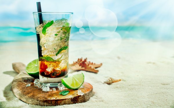 Коктейль в кокосе