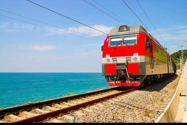 ЖД вдоль моря