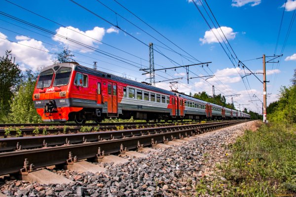 Локомотив поезд РЖД