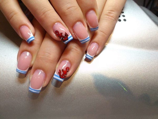 Морской маникюр френч