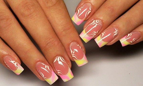 Маникюр лето френч с рисунками