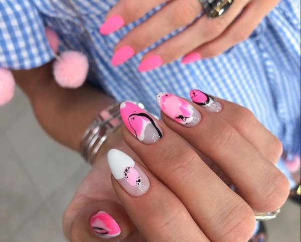 Яркий летний маникюр