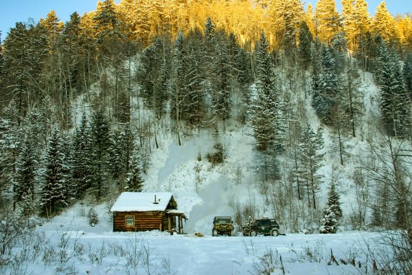 Зимовье в тайге Сибирь