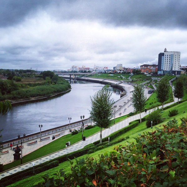 Река в Тюмени на набережной