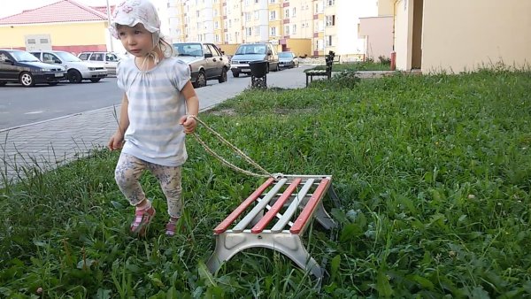 Салазки летние