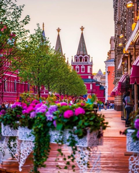 Москва летом