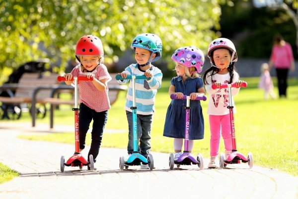 Лето дети велосипед