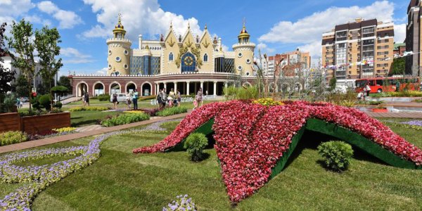 Казань Кремль весной