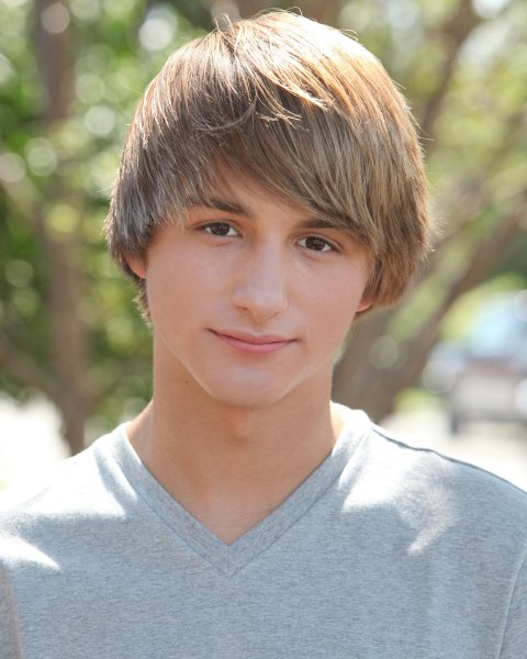 19 Летний парень