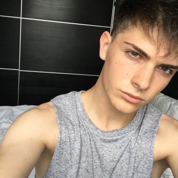 Пацаны отдыхают