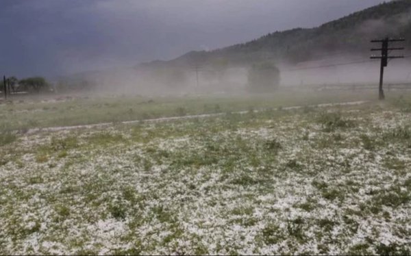 Град в поле