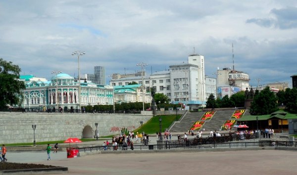 Екатеринбург Плотинка осенью 2022