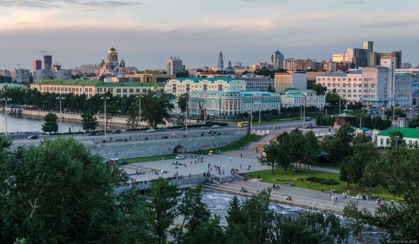 Екатеринбург Плотинка летом