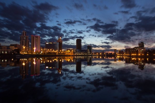 Вечерний город Екатеринбург