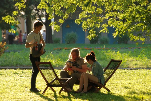 Люди в парке